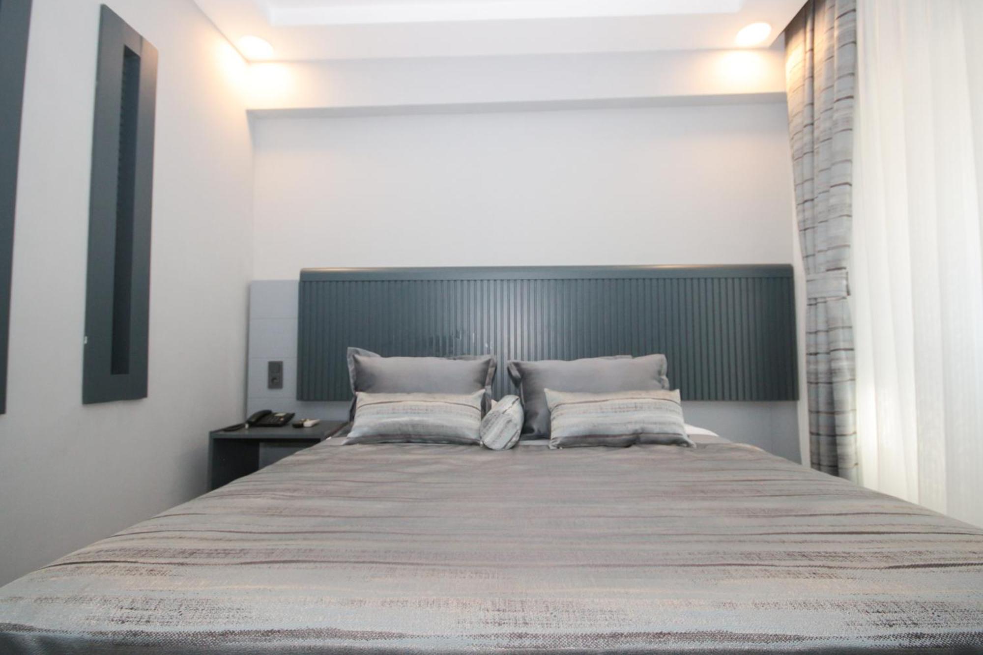 Mostar Hotel Antalya Pokoj fotografie