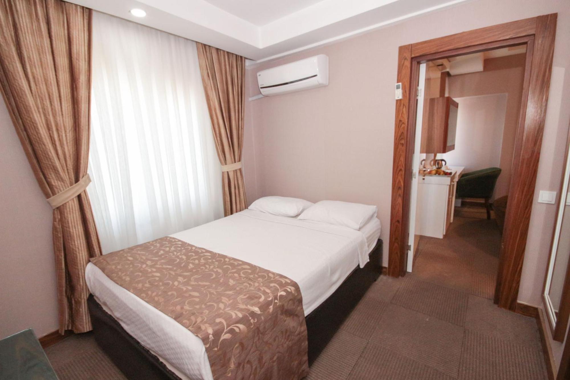 Mostar Hotel Antalya Pokoj fotografie